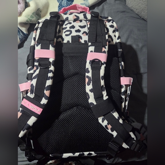 Wolfpak Backpack 45L - Picture 6 of 11